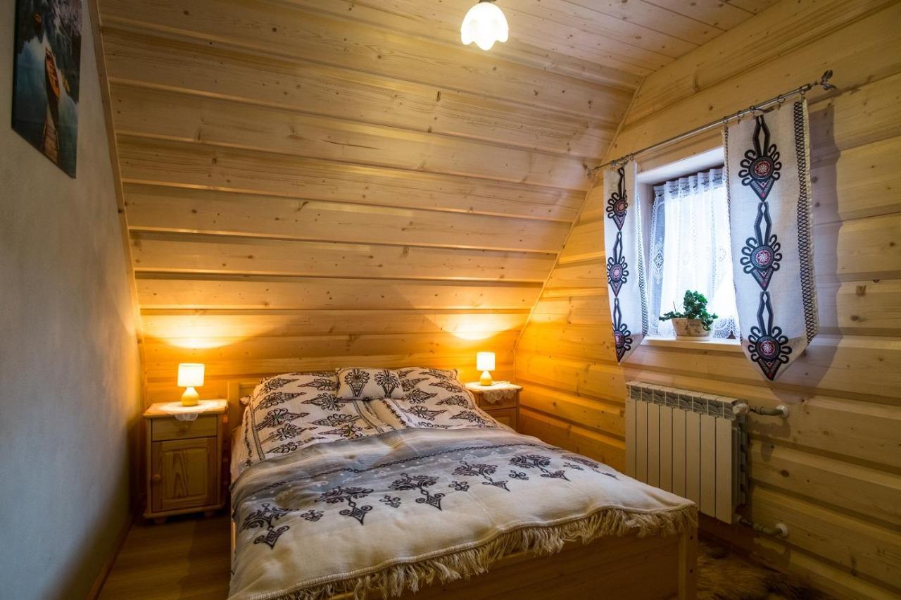 Apartamenty U Gabi Poronin Eksteriør billede