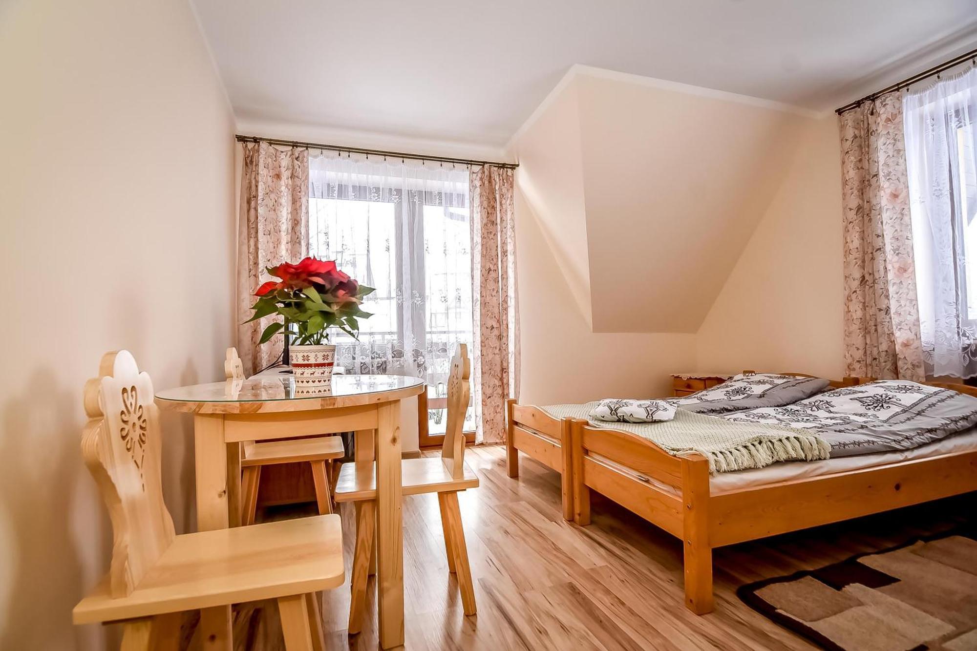 Apartamenty U Gabi Poronin Eksteriør billede